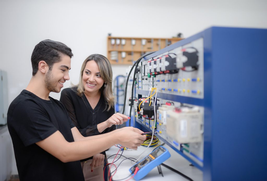 Estudante de Engenharia Elétrica na Doctum Caratinga